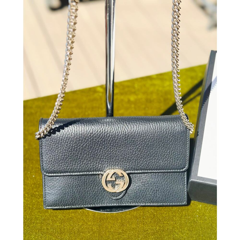 EUC Gucci Black Dollar Calfskin Interlocking G Wallet on Chain (WOC) w/COA